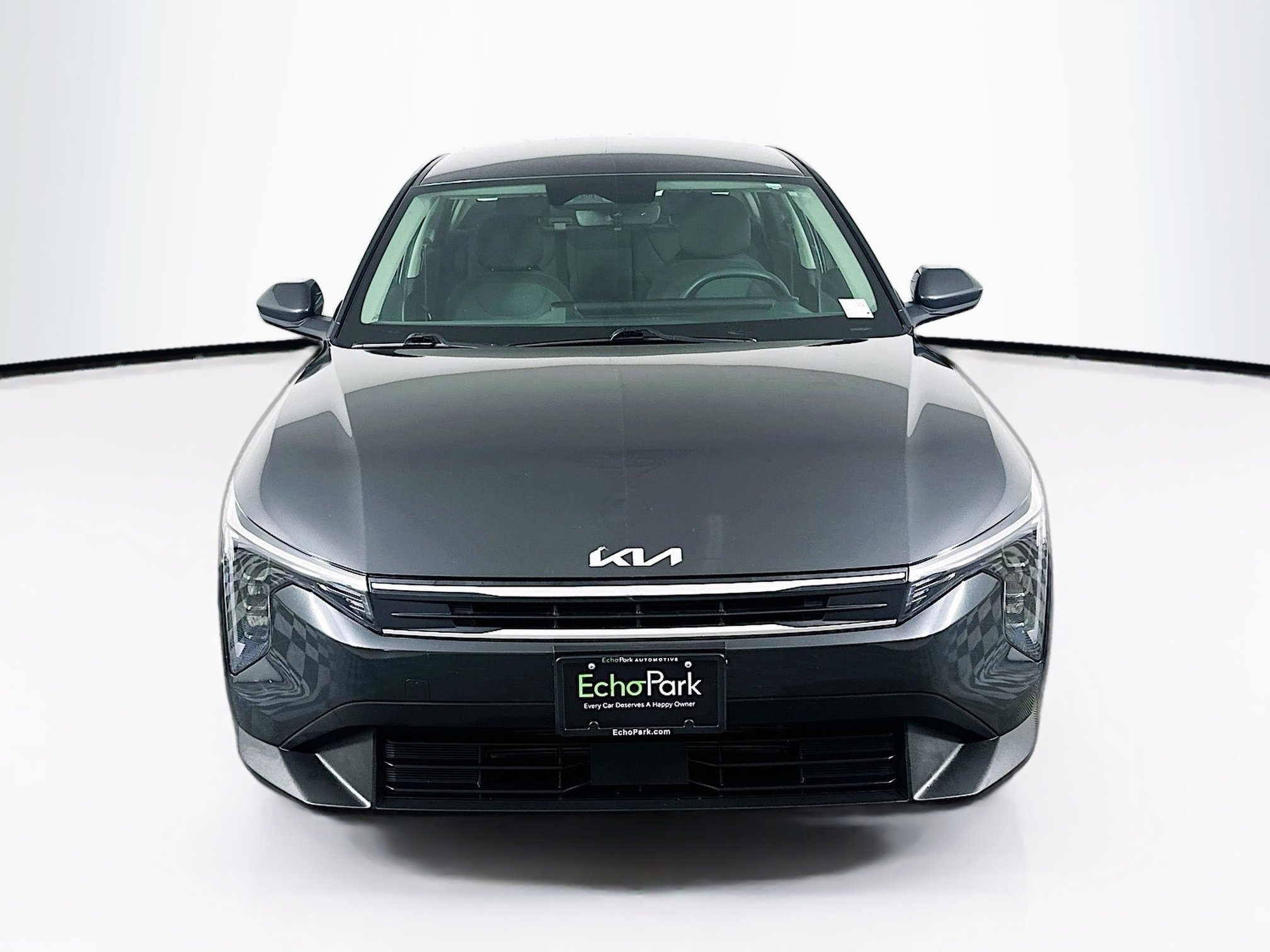Used 2025 Kia K4 FWD image 2