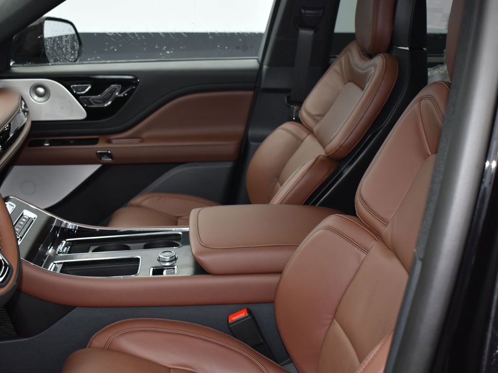 New 2026 Lincoln Aviator Reserve image 10