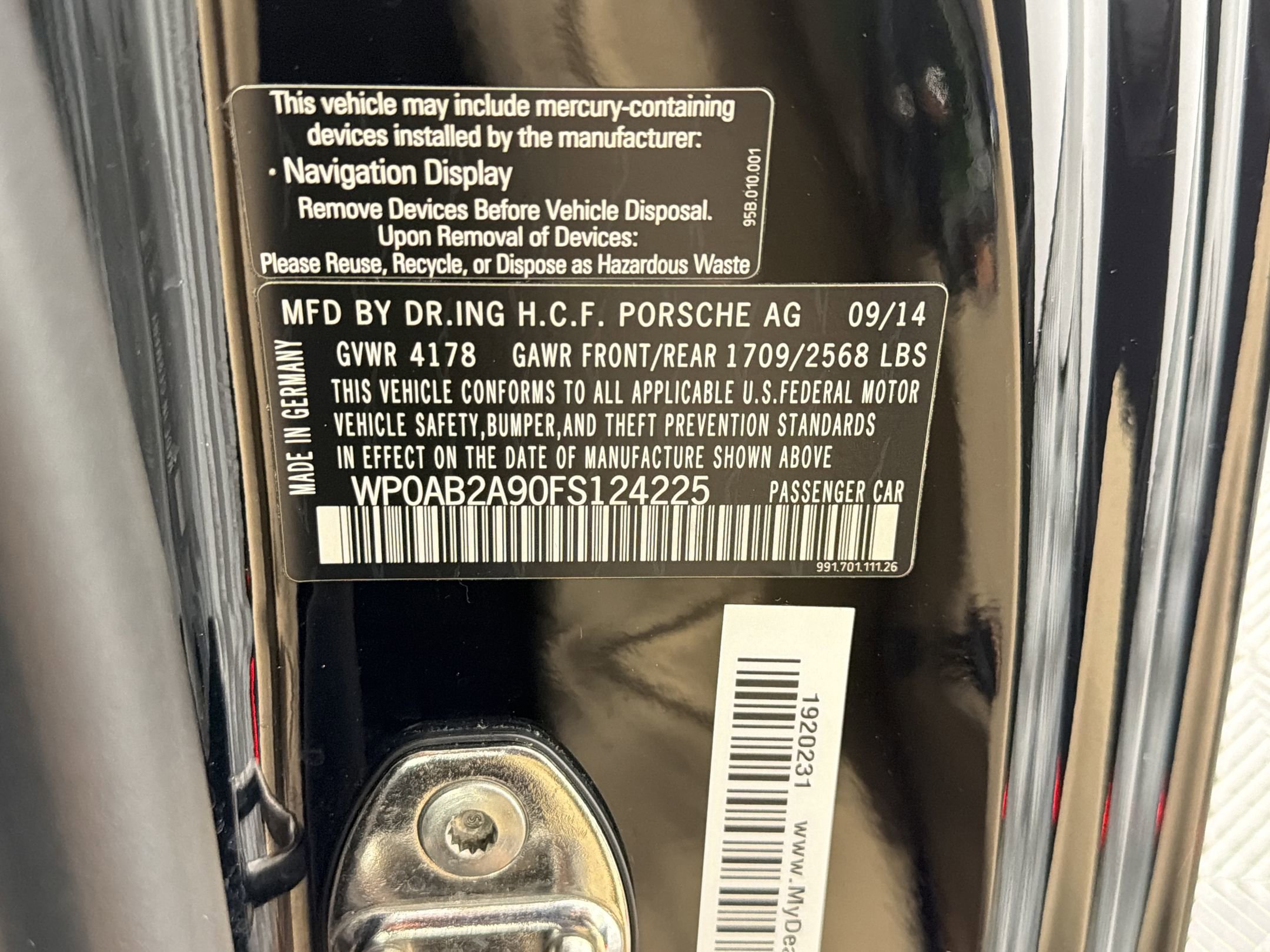 Certified 2015 Porsche 911 Carrera 4S AWD/4WD image 19