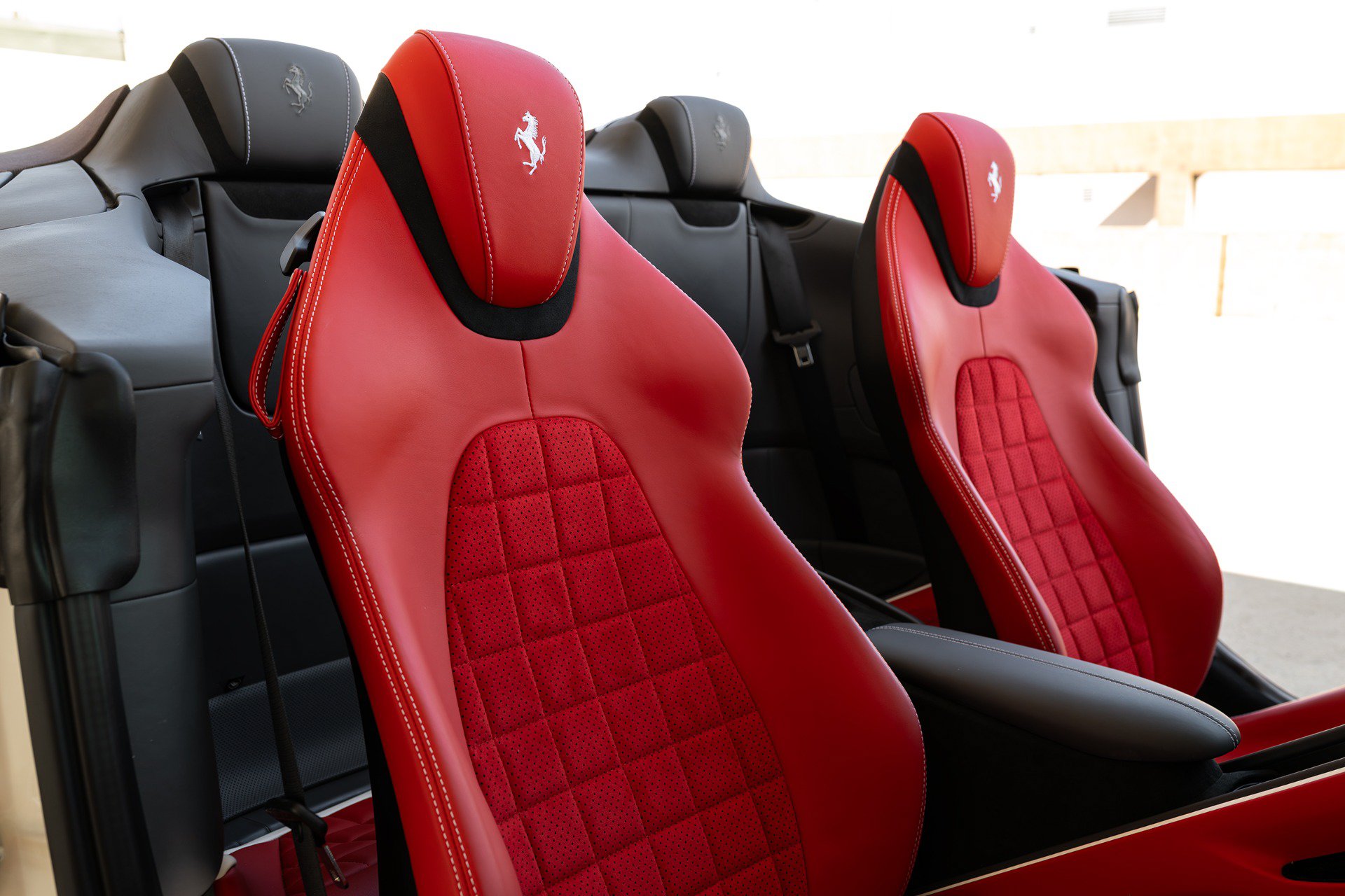 Used 2025 Ferrari Roma Spider RWD image 81