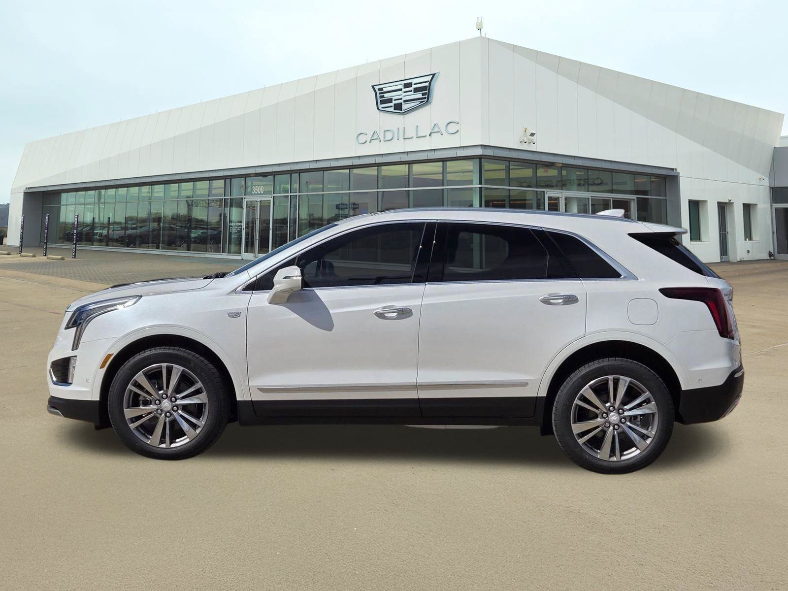 New 2026 Cadillac XT5 Premium Luxury w/ Driver Assist Package AWD/4WD image 3
