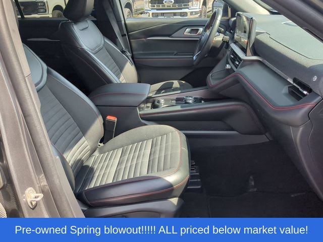 Used 2025 Ford Explorer ST-Line w/ ST-Line Street Pack AWD/4WD image 48