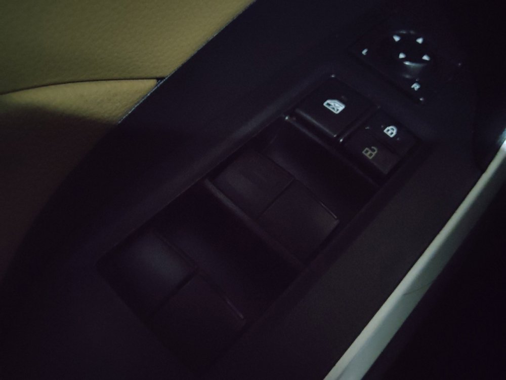 Used 2022 Toyota RAV4 LE image 27