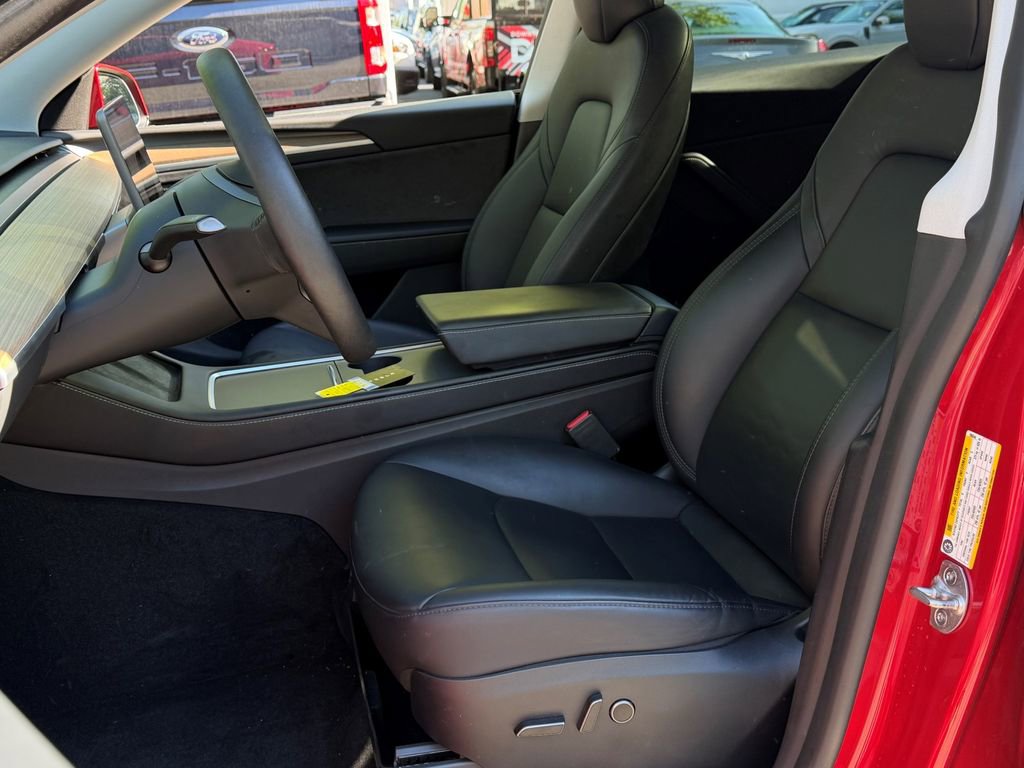 Used 2023 Tesla Model Y Long Range AWD/4WD image 16