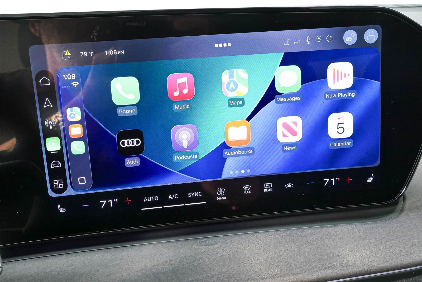 New 2026 Audi Q3 quattro 2.0T AWD/4WD image 17