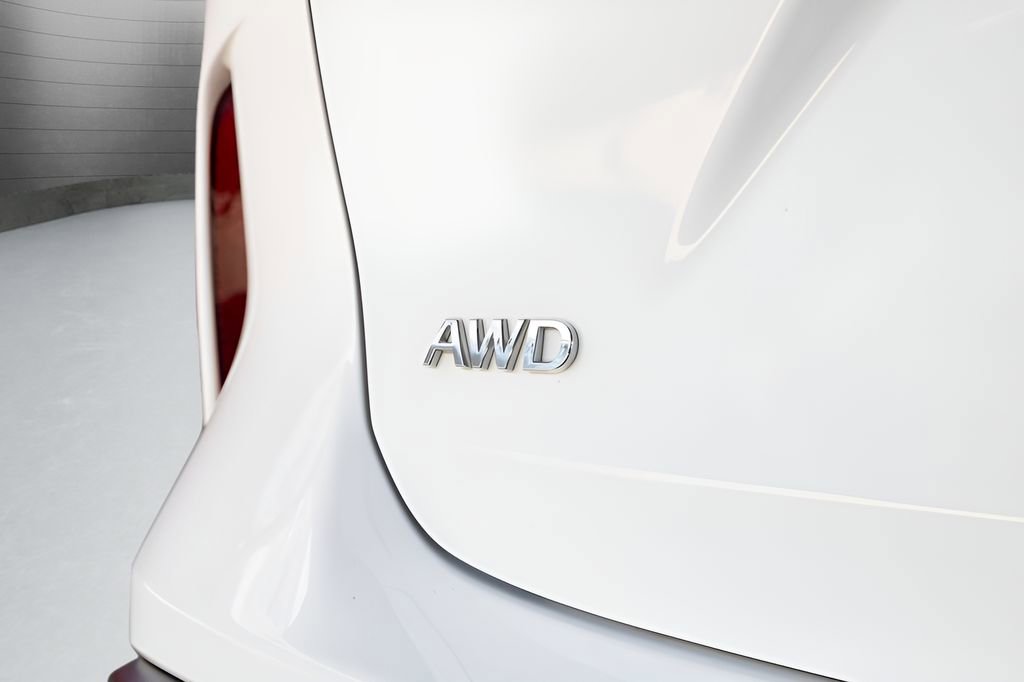 Used 2021 INFINITI QX50 Luxe AWD/4WD image 19