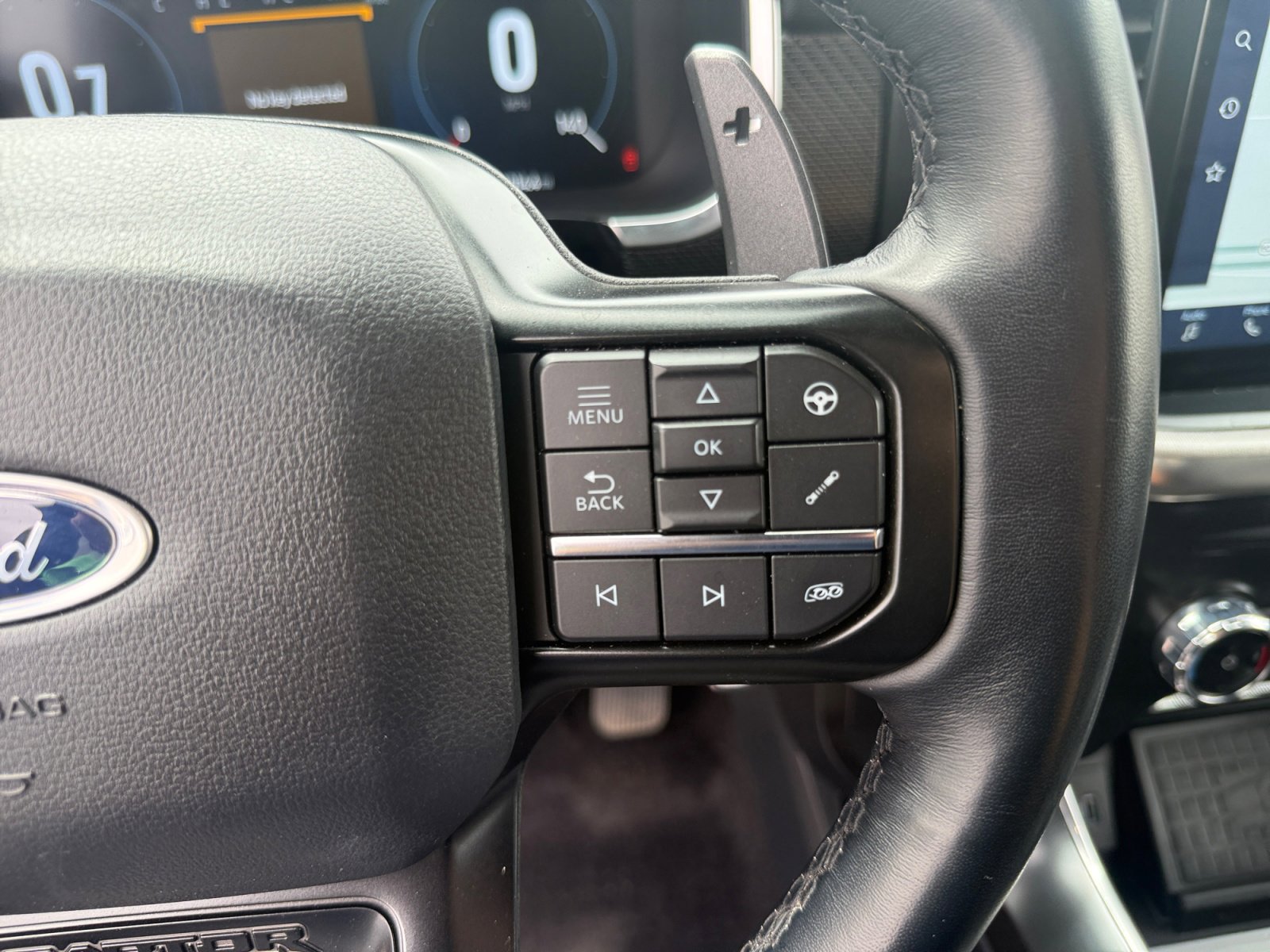 Used 2022 Ford F150 Raptor w/ Equipment Group 801A High AWD/4WD image 18