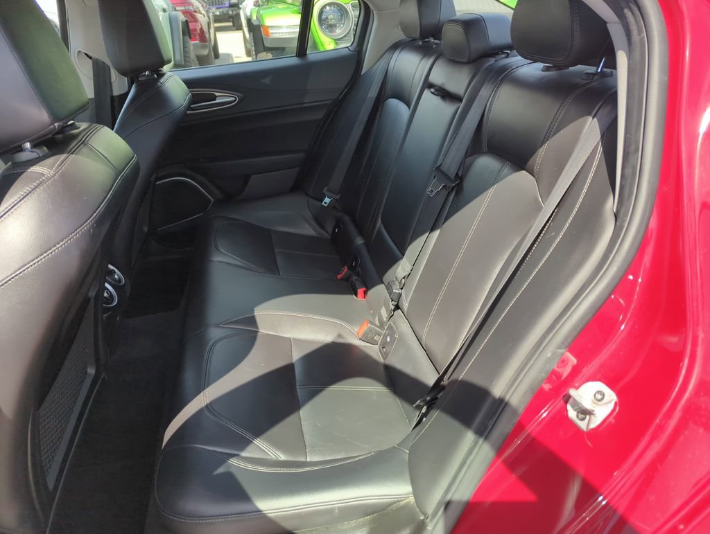 Used 2019 Alfa Romeo Giulia Ti image 28