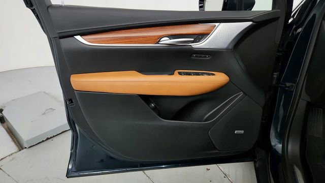 Certified 2024 Cadillac XT5 Premium Luxury w/ LPO, Floor Liner Package image 11