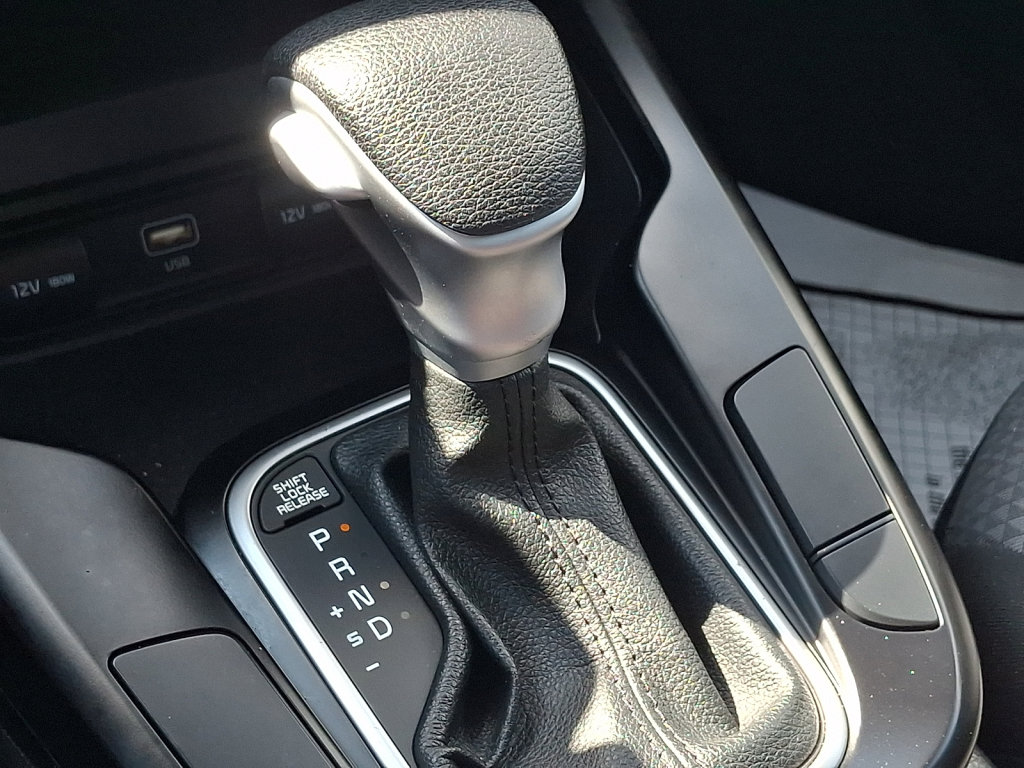 Used 2024 Kia Soul LX w/ Option Group 015 FWD image 36