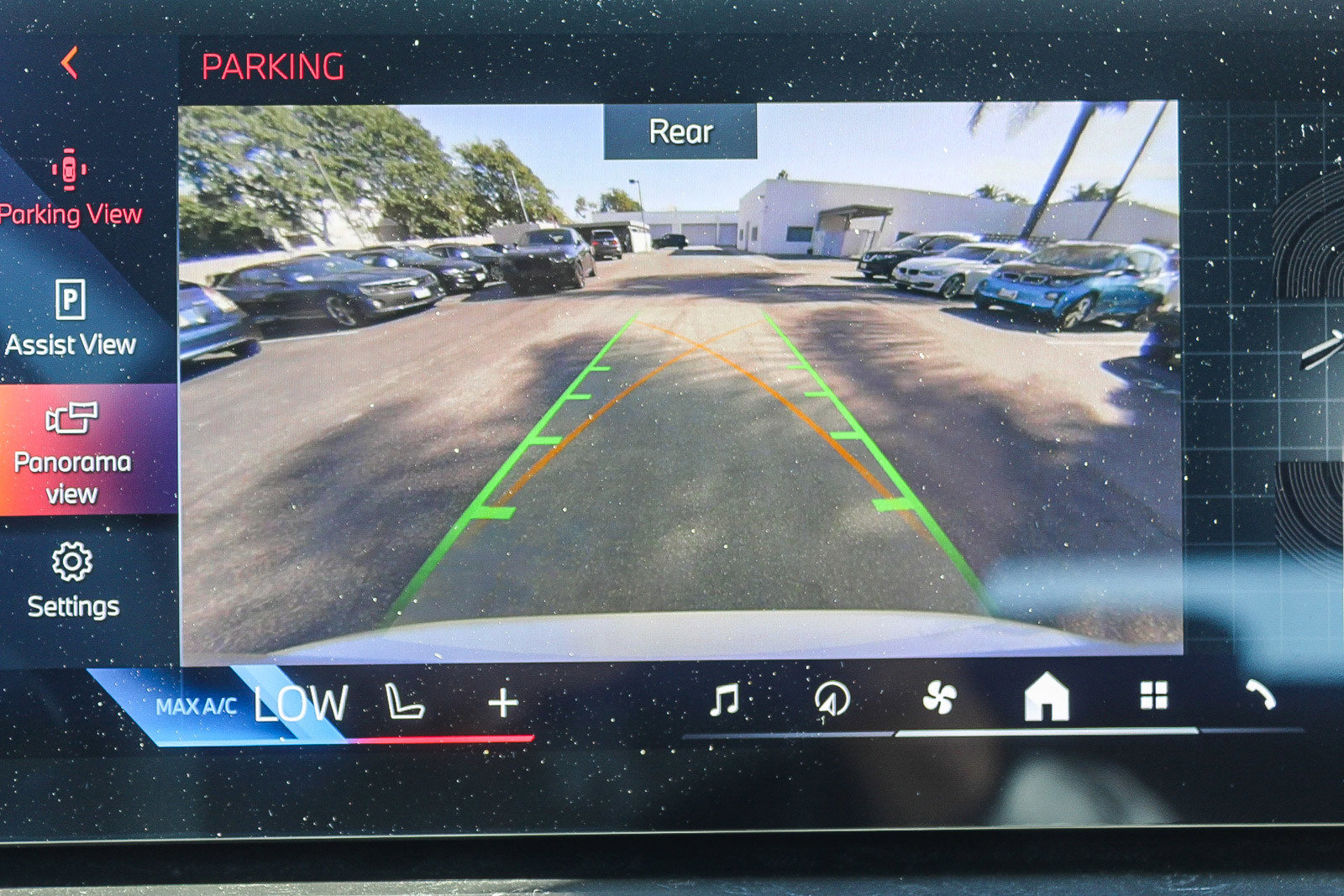 New 2026 BMW X5 sDrive40i w/ M Sport Package image 24