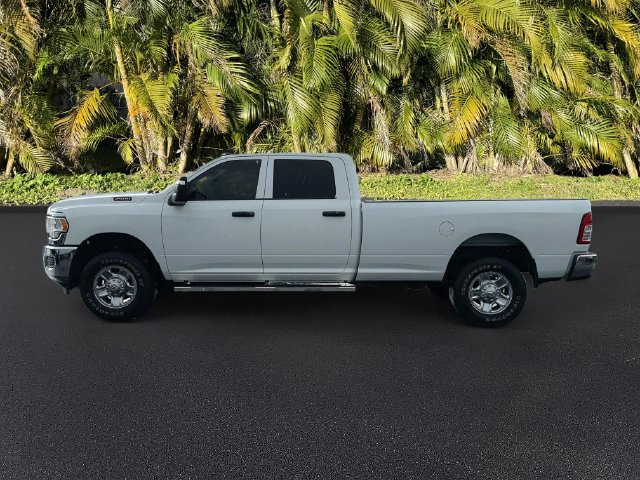 Used 2024 RAM 2500 Tradesman w/ Chrome Appearance Group AWD/4WD image 9