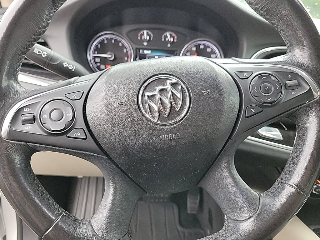 Used 2018 Buick Enclave Essence FWD image 9