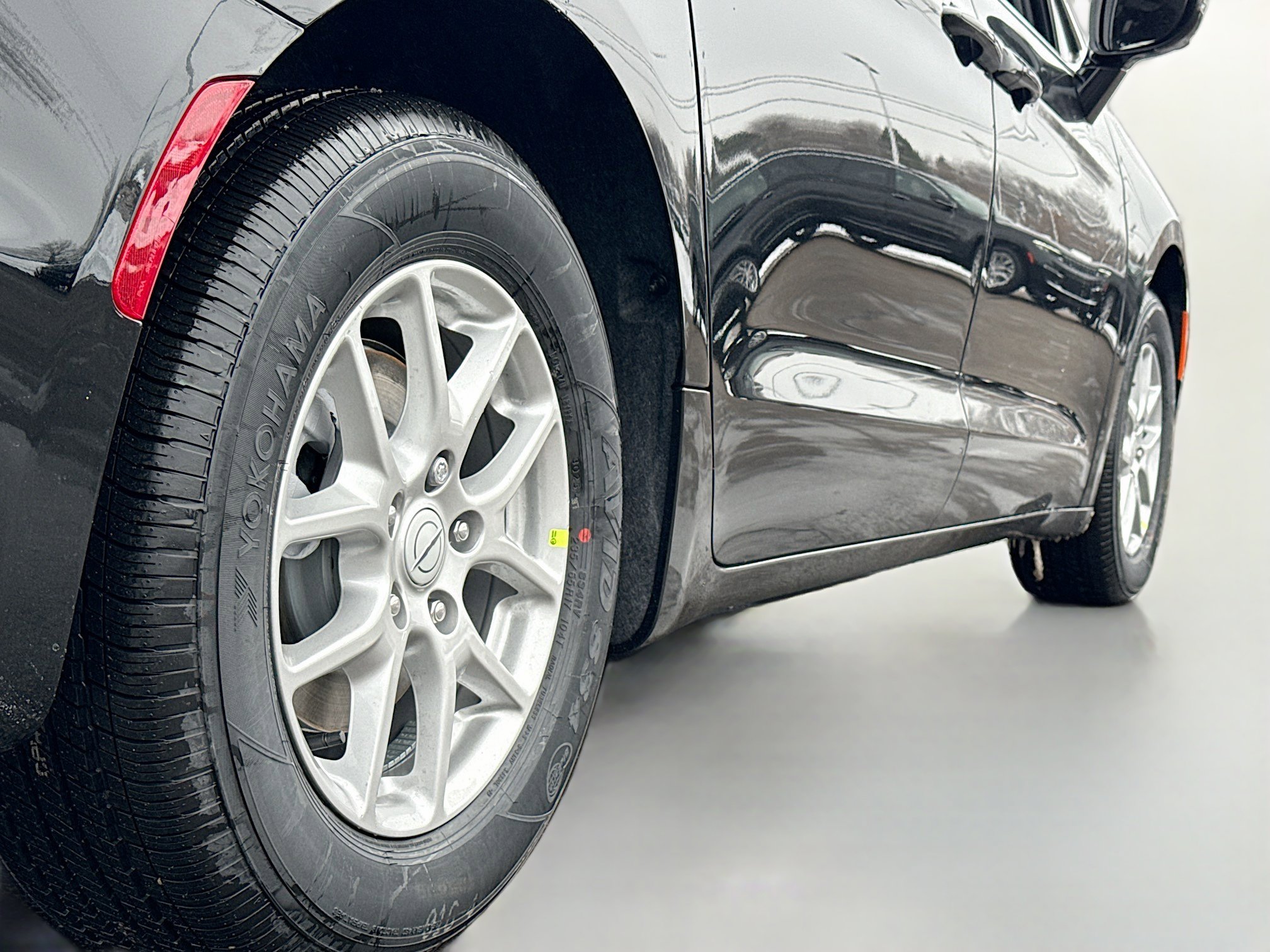 New 2026 Chrysler Pacifica Select image 14