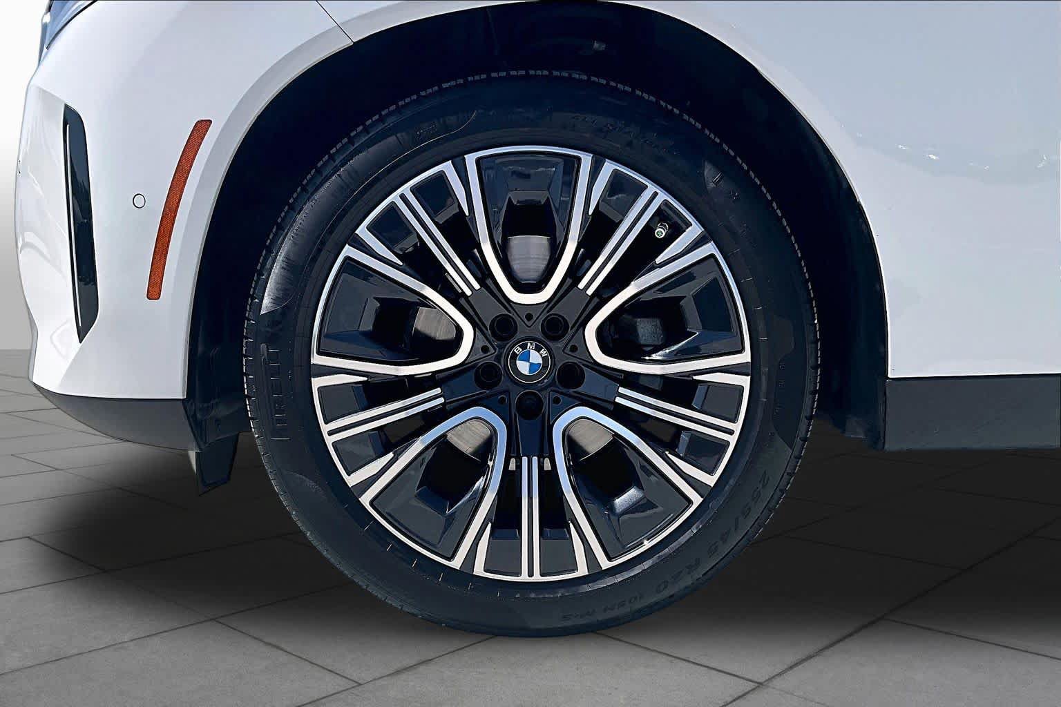Used 2025 BMW X3 xDrive30i w/ Premium Package AWD/4WD image 10