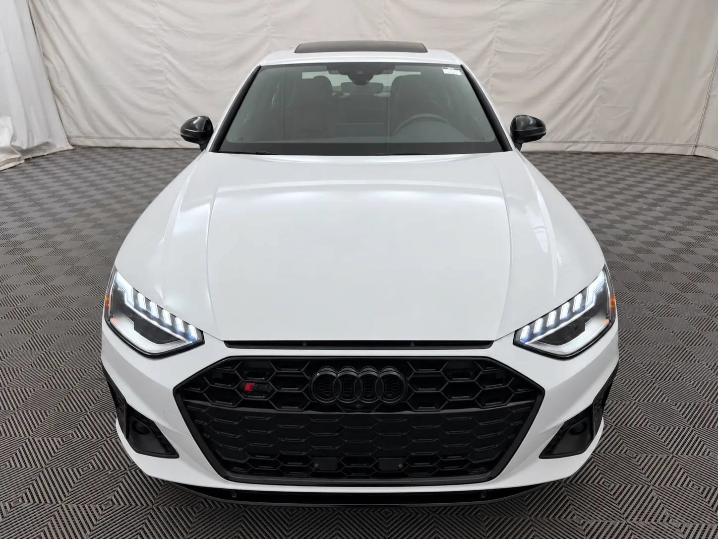 Used 2023 Audi S4 Premium Plus w/ Premium Plus Package AWD/4WD image 3