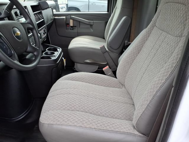 New 2026 Chevrolet Express 4500 w/ Power Convenience Package RWD image 6