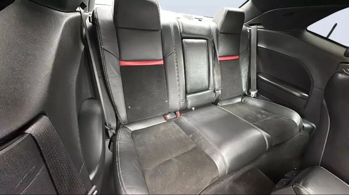 Used 2014 Dodge Challenger SRT8 RWD image 14