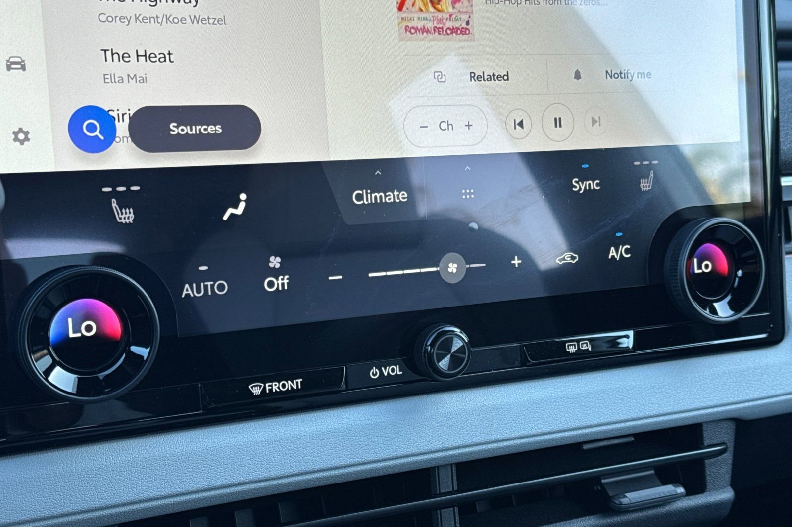 New 2026 Subaru Solterra Premium AWD/4WD image 20