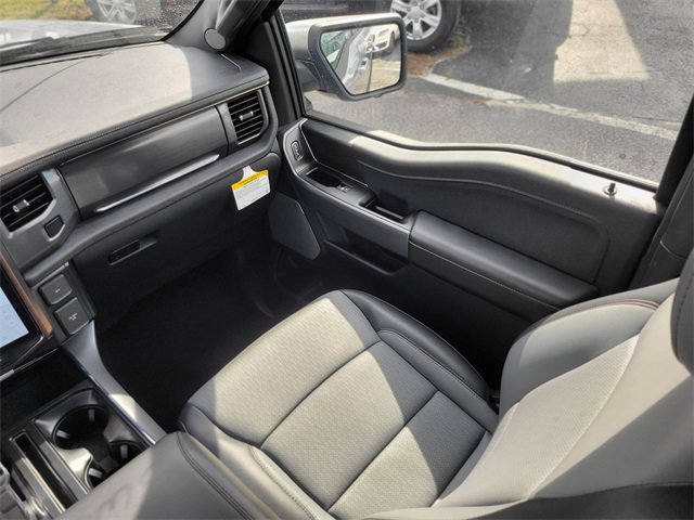 New 2025 Ford F150 Lightning Lariat image 13