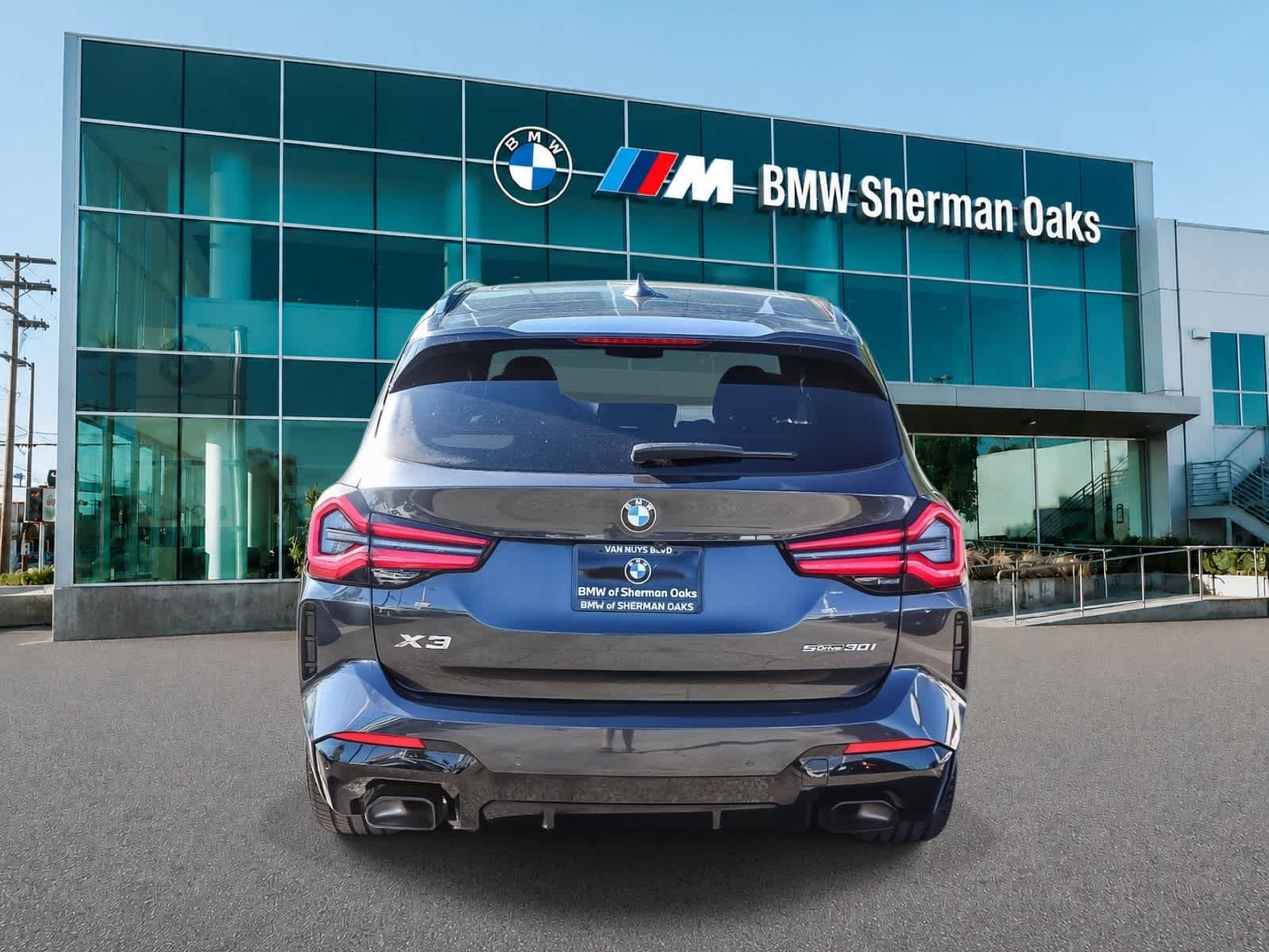 Used 2024 BMW X3 sDrive30i w/ M Sport Package RWD image 5