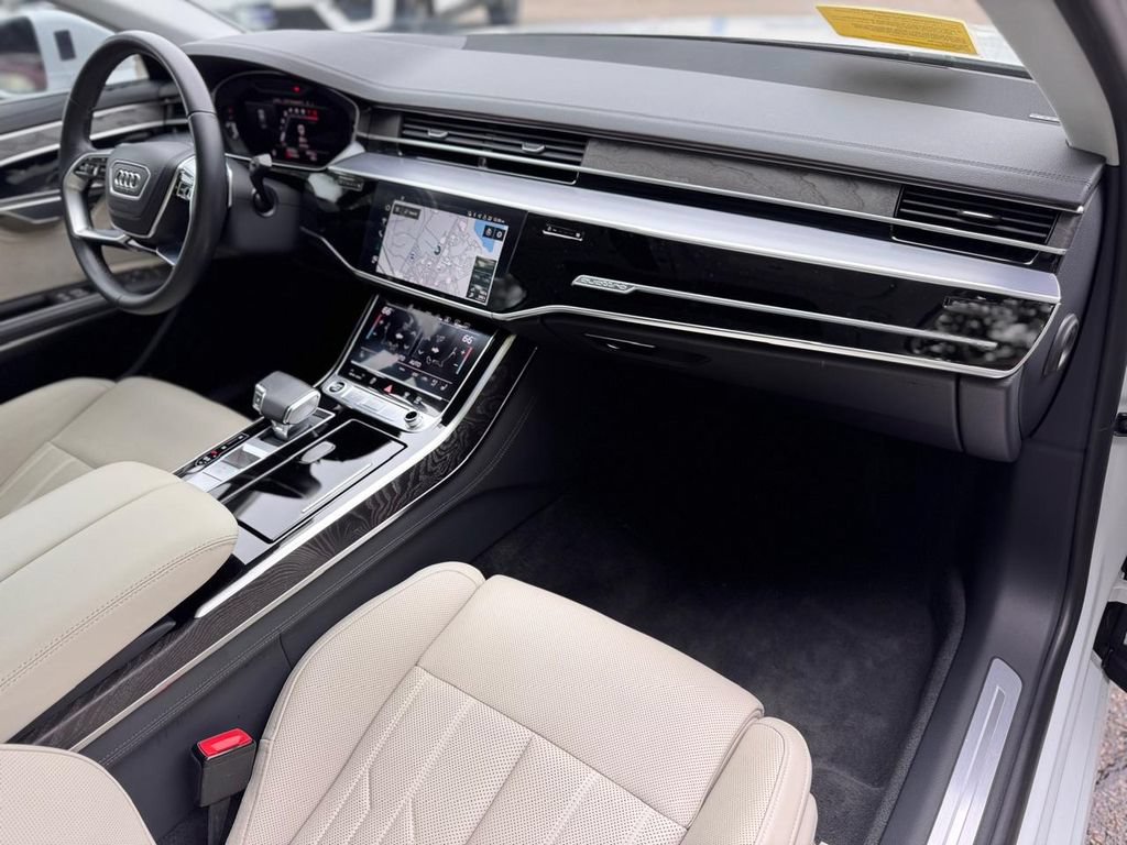 Used 2023 Audi A8 L 3.0T AWD/4WD image 28