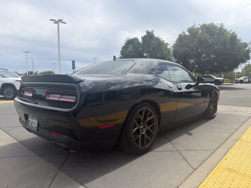 Used 2018 Dodge Challenger R/T Scat Pack w/ Leather Interior Group RWD image 5