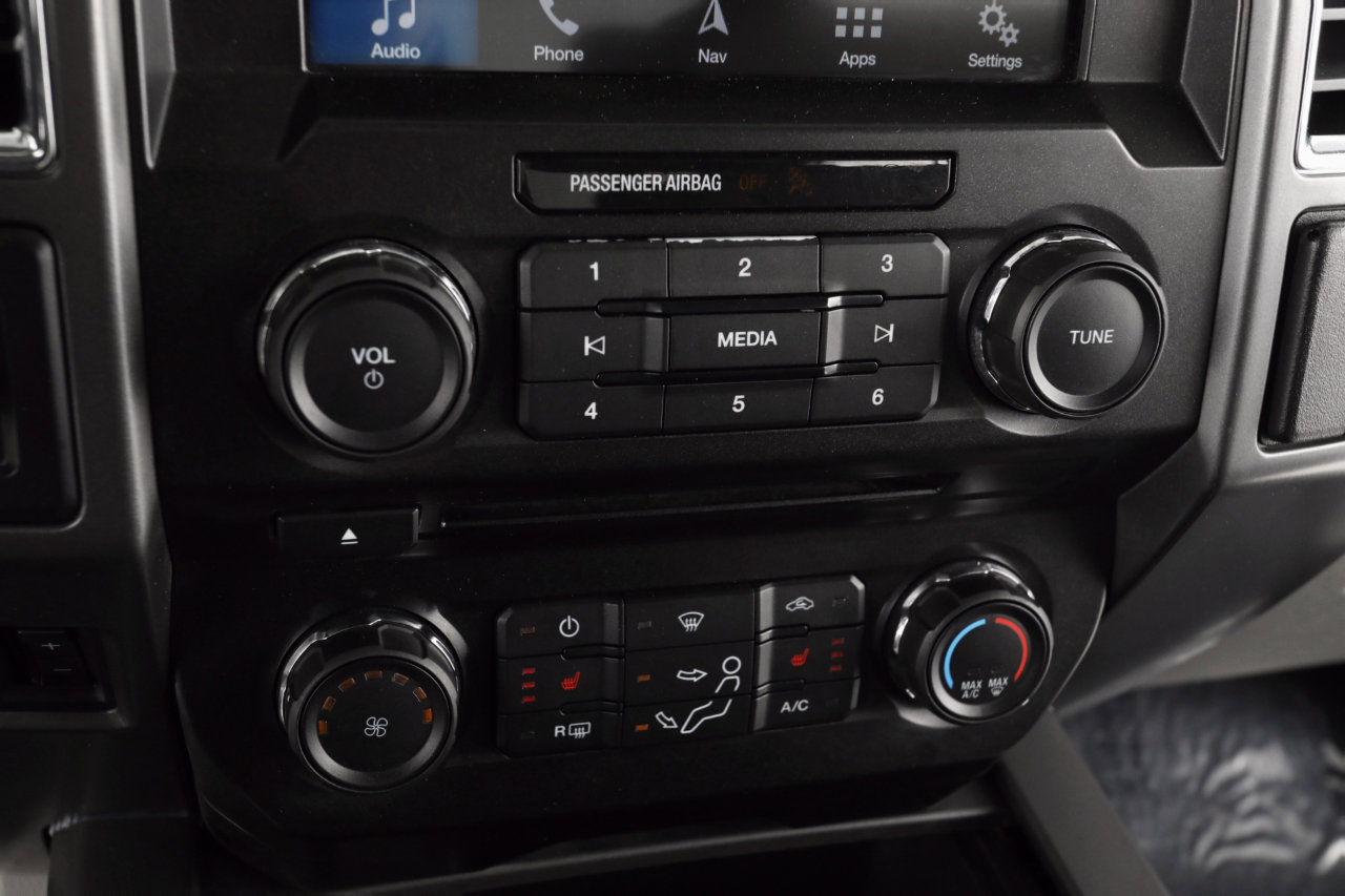 Used 2018 Ford F250 XLT w/ XLT Premium Package image 16