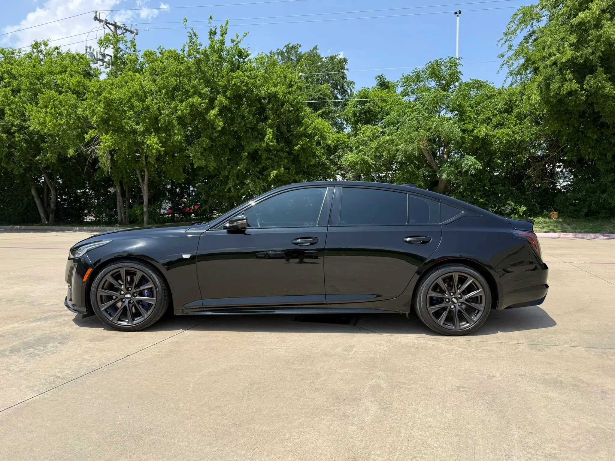 Used 2020 Cadillac CT5 Sport w/ Platinum Package RWD image 3
