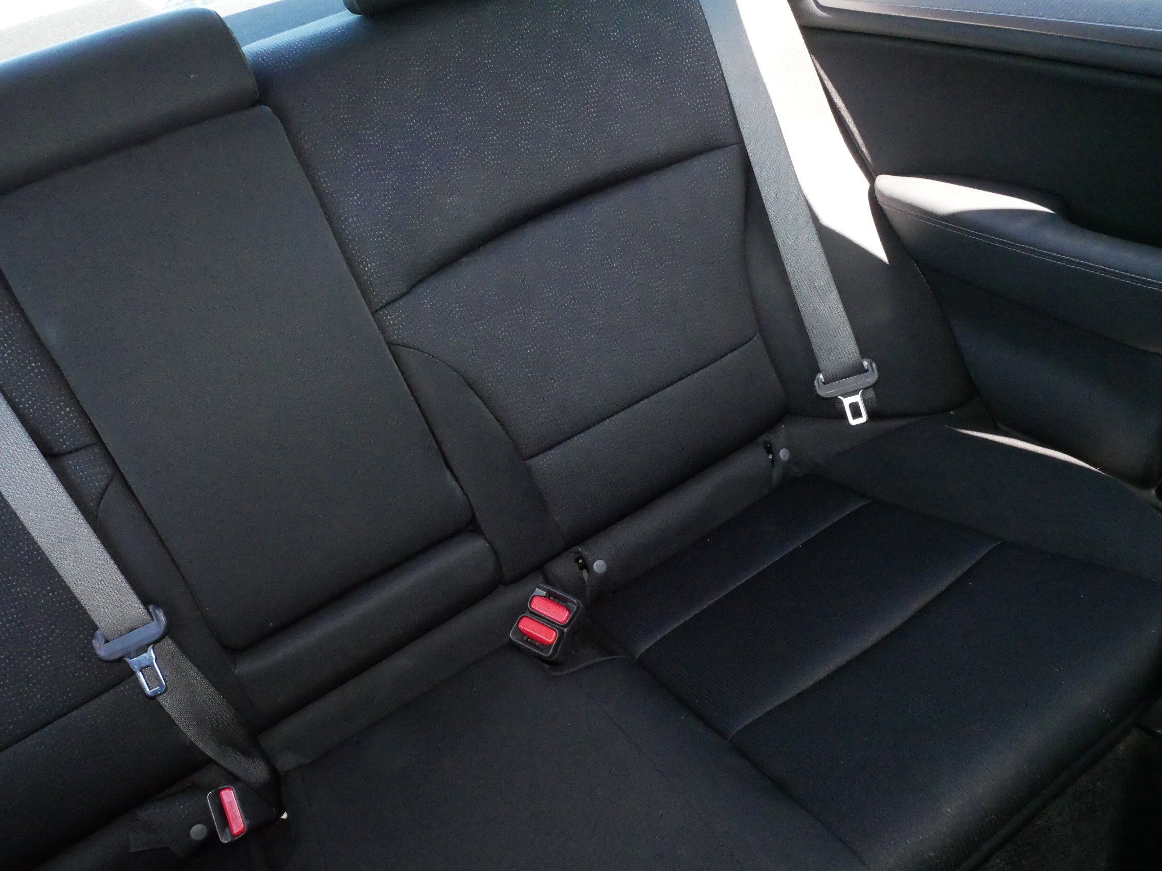 Used 2015 Subaru Legacy 2.5i Premium AWD/4WD image 14