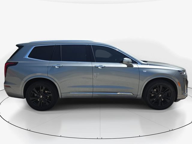Used 2023 Cadillac XT6 Premium Luxury w/ LPO, Floor Liner Package FWD image 5