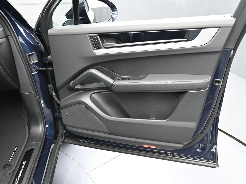 New 2026 Porsche Cayenne S image 29