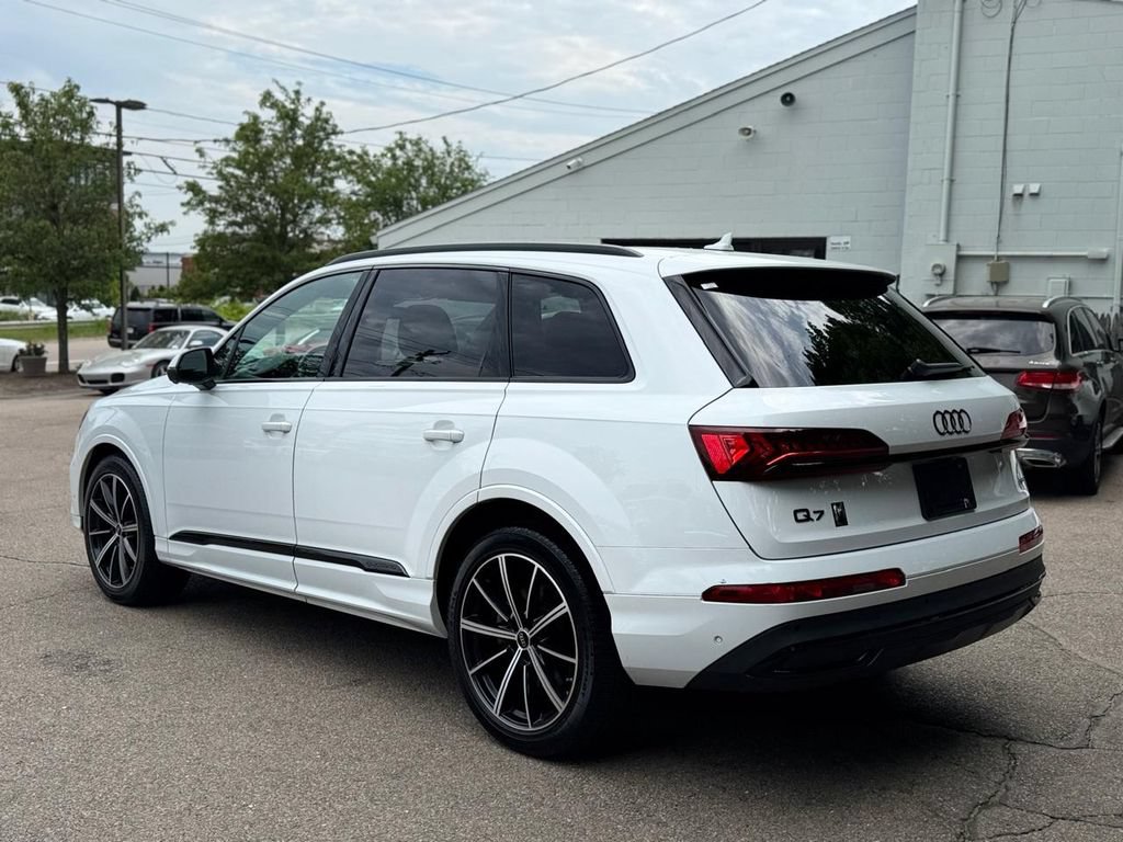 Used 2023 Audi Q7 3.0T Prestige w/ Prestige Package AWD/4WD image 4