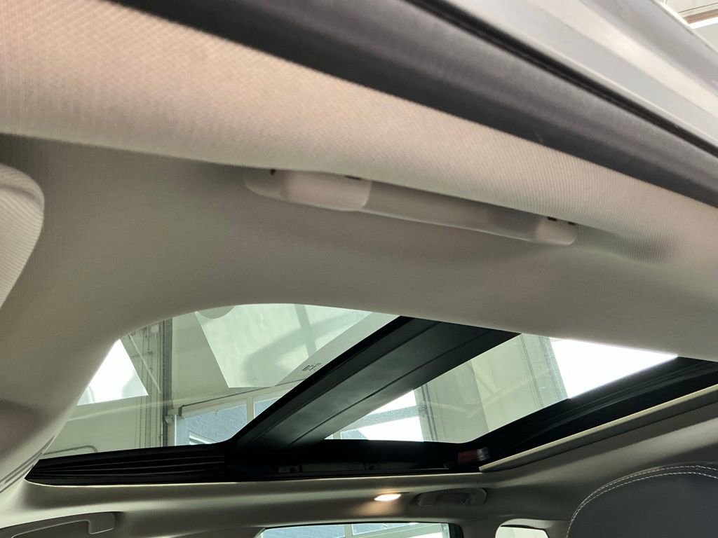 Used 2021 Nissan Murano SL w/ SL Moonroof Package image 3