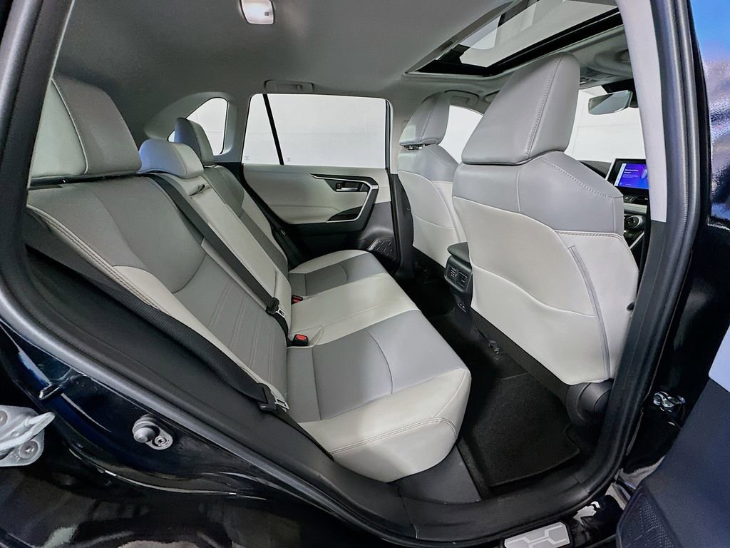 Certified 2025 Toyota RAV4 XLE Premium image 28