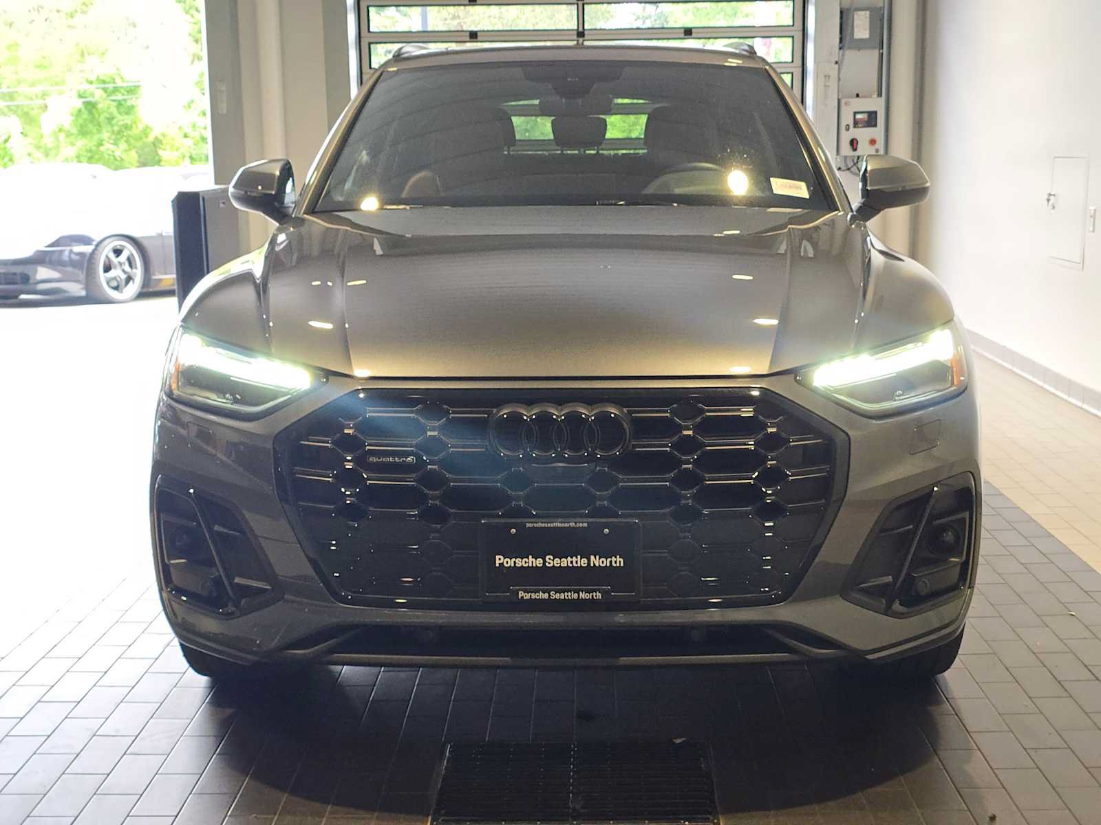 Used 2023 Audi Q5 2.0T Prestige w/ Prestige Package AWD/4WD image 10