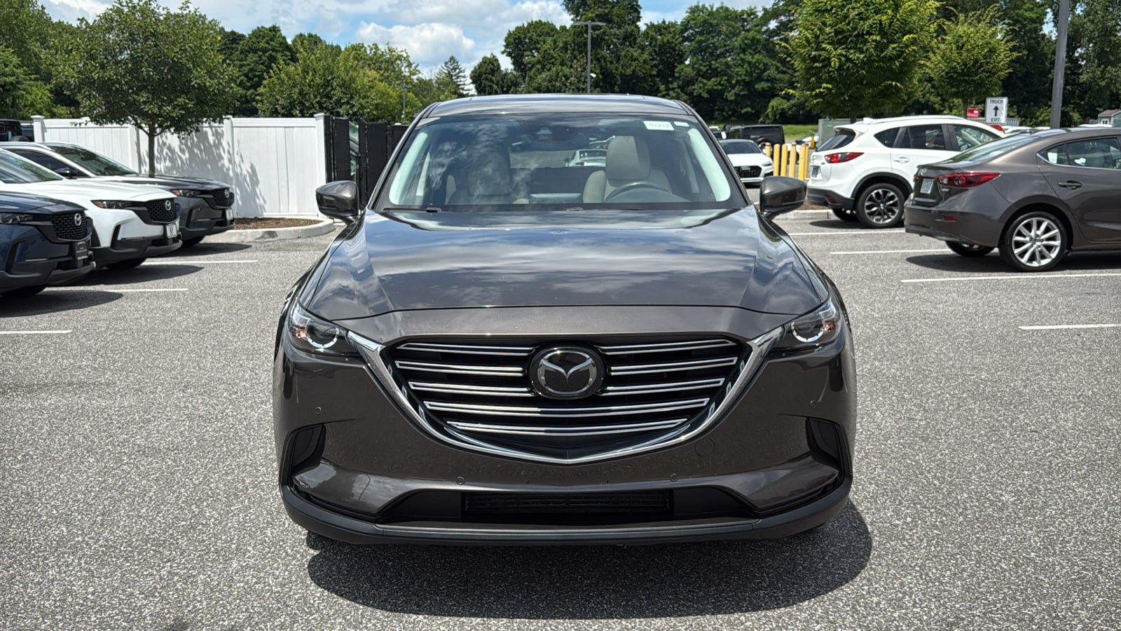 Used 2018 MAZDA CX-9 Touring w/ Touring Premium Package AWD/4WD image 2