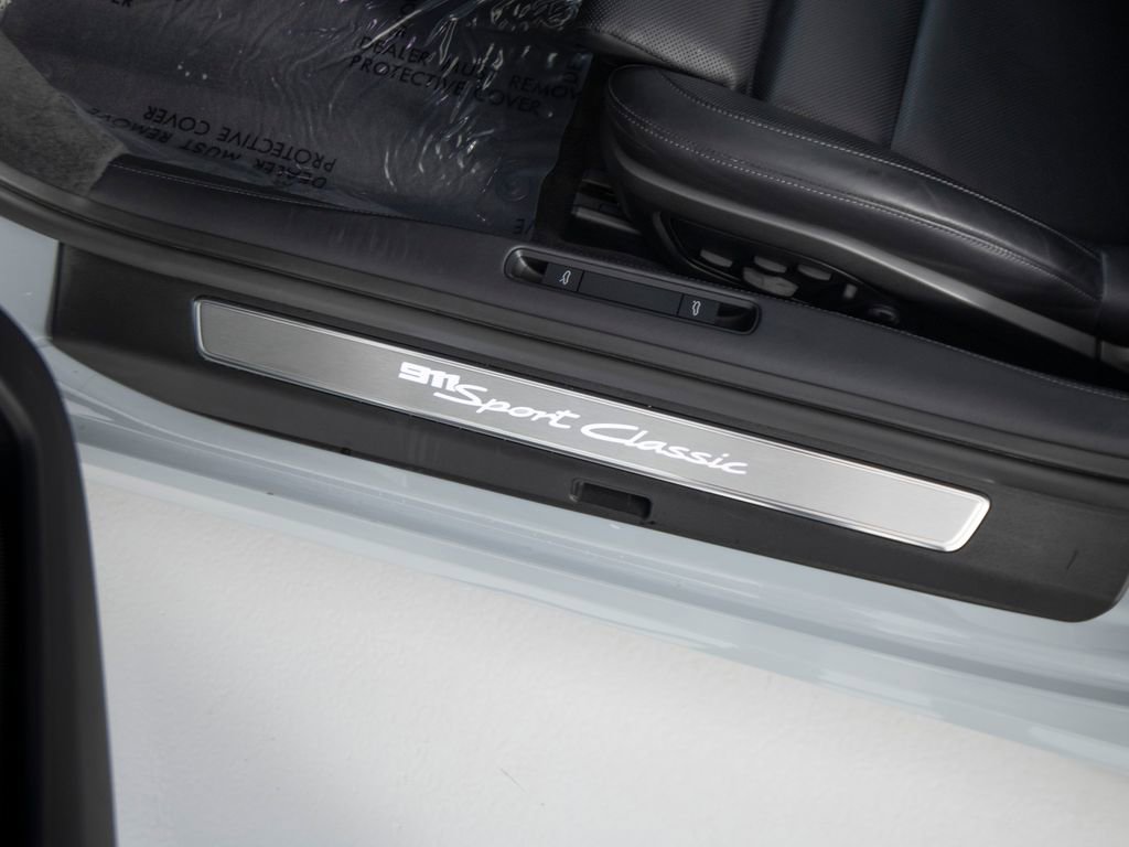 Certified 2023 Porsche 911 Sport Classic image 21