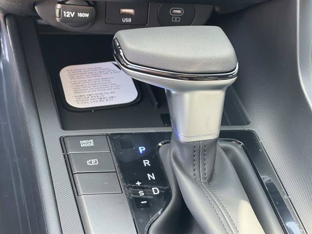 New 2026 Hyundai Elantra Sport FWD image 16