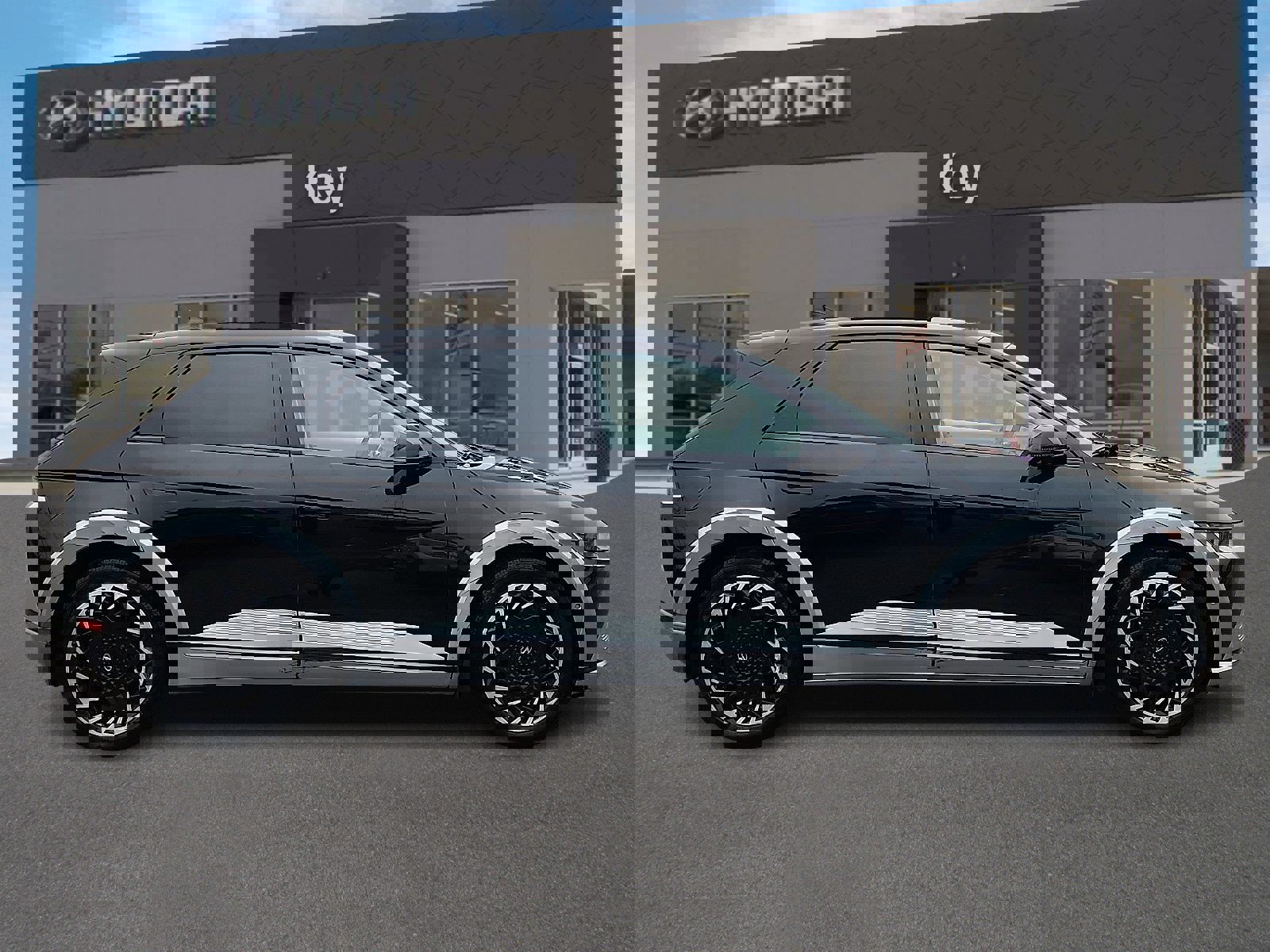 Used 2022 Hyundai Ioniq 5 Limited image 3