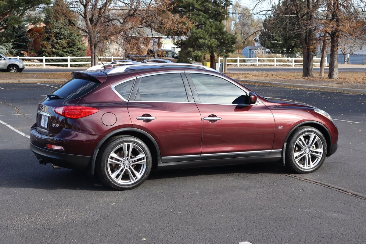 Used 2015 INFINITI QX50 Journey w/ Premium Package image 4