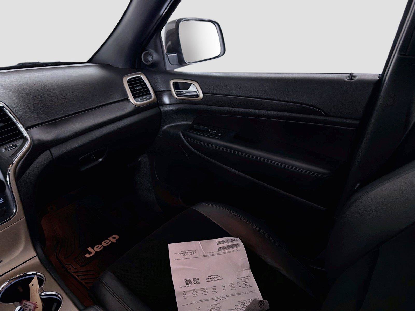 Used 2015 Jeep Grand Cherokee Altitude RWD image 22