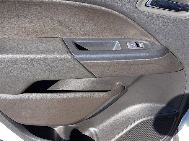 Used 2022 Chevrolet Colorado LT w/ LT Convenience Package image 11