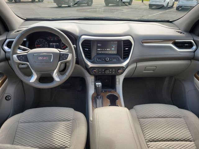 Used 2017 GMC Acadia SLE w/ Driver Alert Package I AWD/4WD image 8