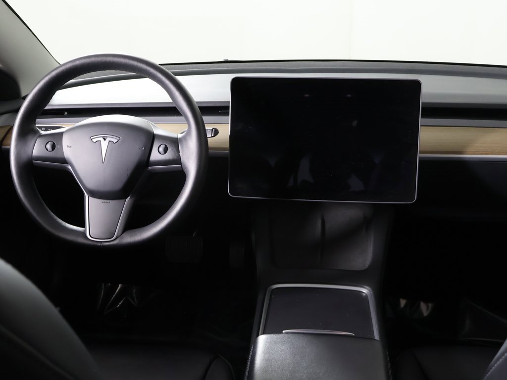 Used 2023 Tesla Model 3 Standard Range image 34