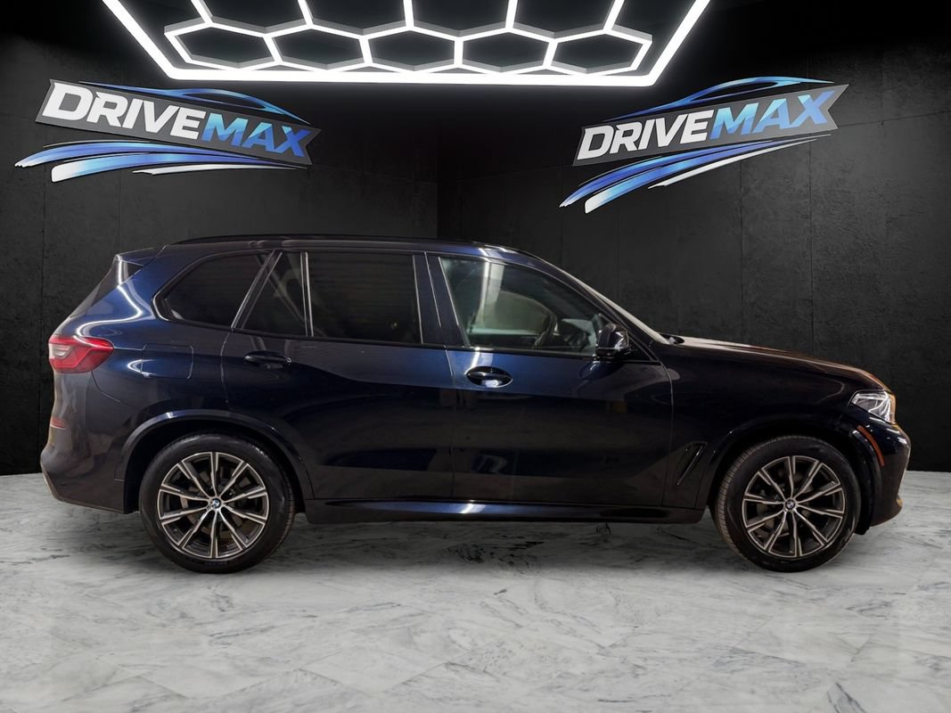 Used 2019 BMW X5 xDrive40i w/ M Sport Package AWD/4WD image 4