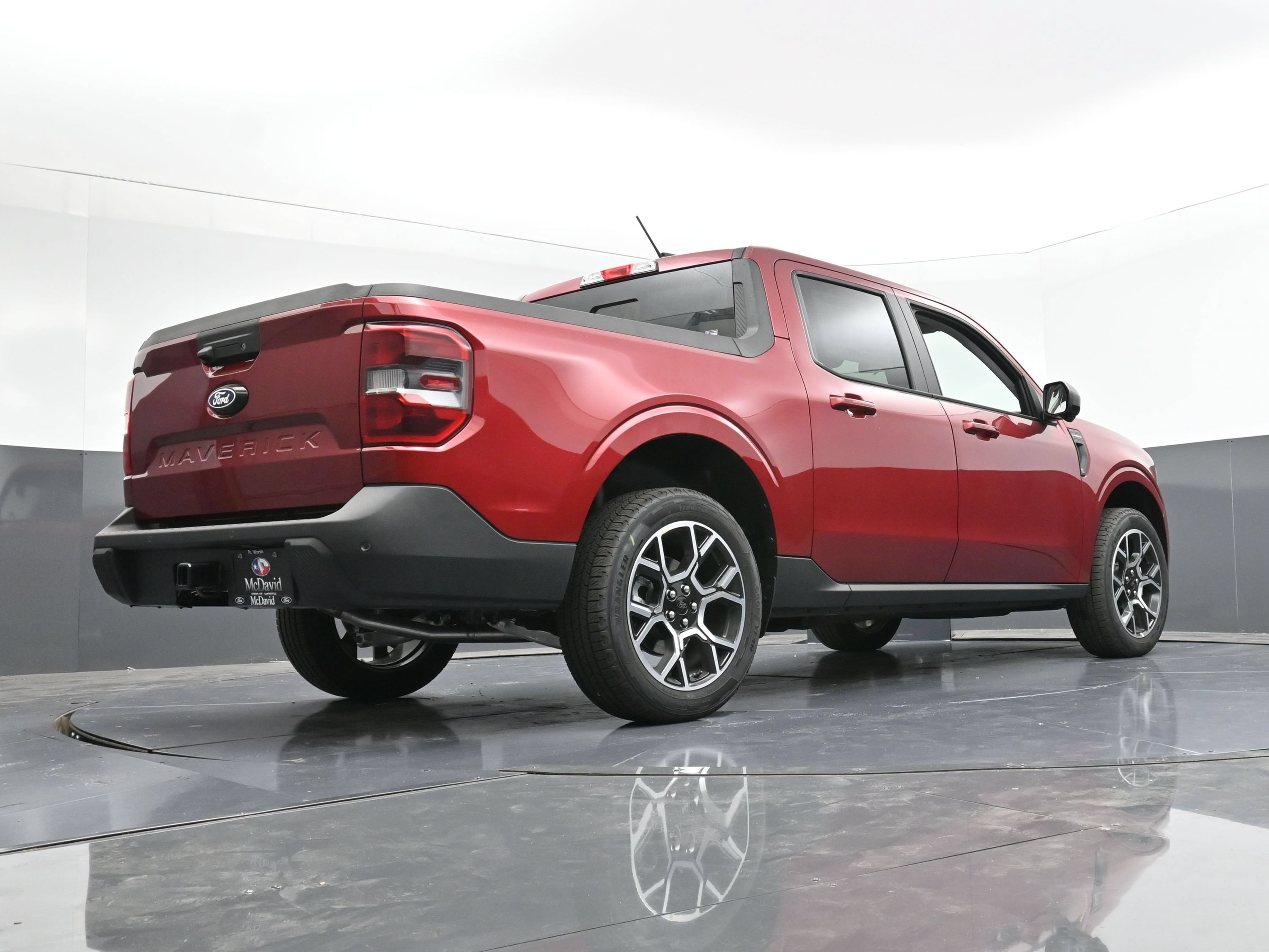 Used 2025 Ford Maverick Lariat AWD/4WD image 16