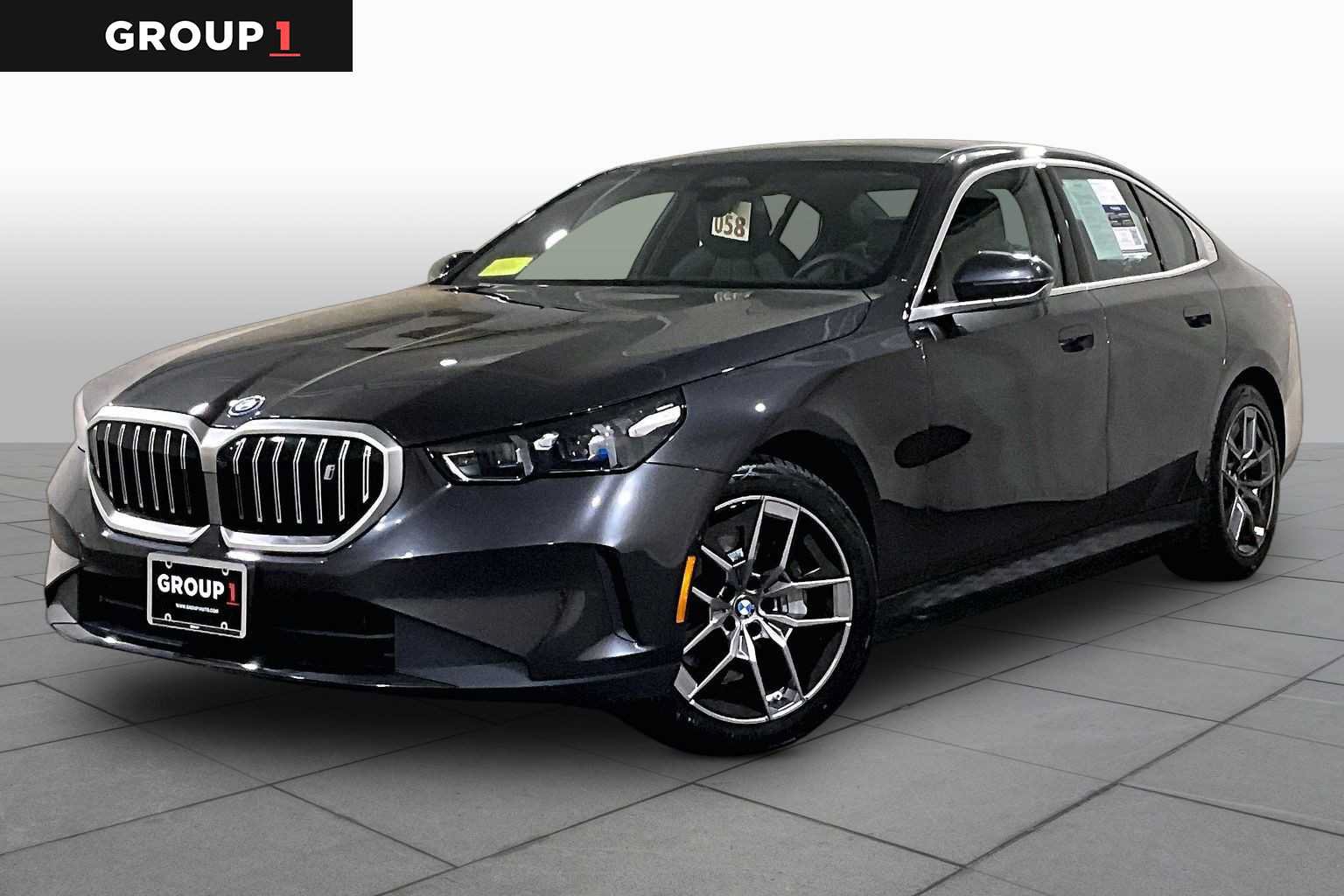 Used 2026 BMW i5 eDrive40 w/ Premium Package AWD/4WD image 1