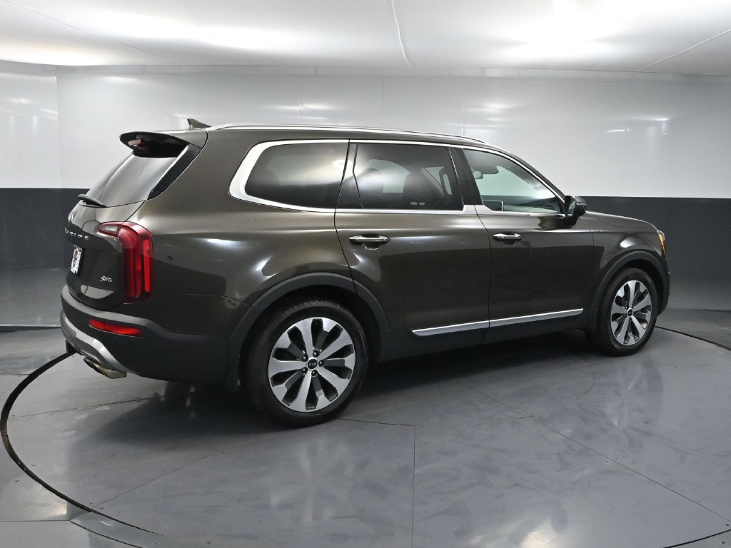 Used 2020 Kia Telluride S w/ S 8 Passenger Seating Package AWD/4WD image 4
