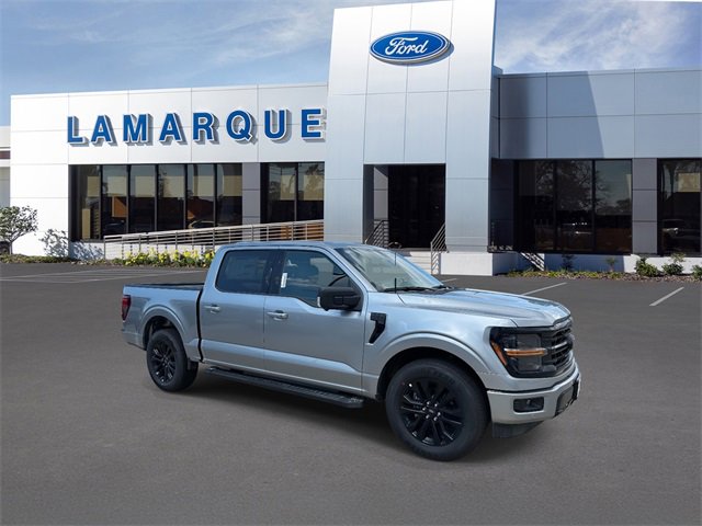 New 2025 Ford F150 XLT w/ Equipment Group 302A MID